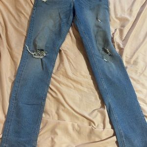Distress jeans